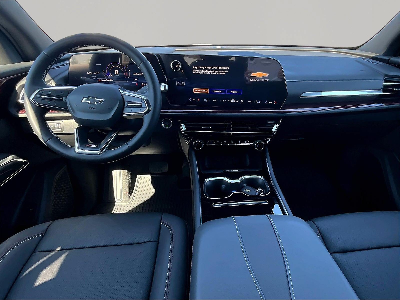 New 2026 Chevrolet Traverse Z71 w/ Driver Confidence Package AWD/4WD image 5