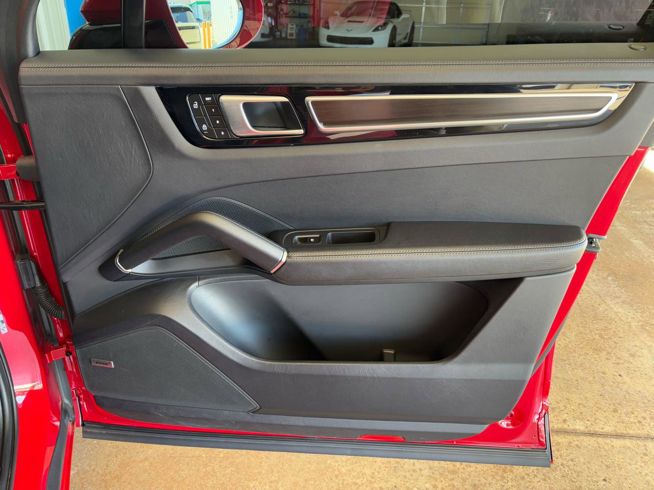 Used 2023 Porsche Cayenne GTS image 20