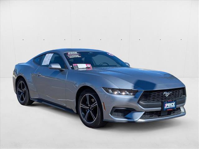 Used 2024 Ford Mustang Premium image 3