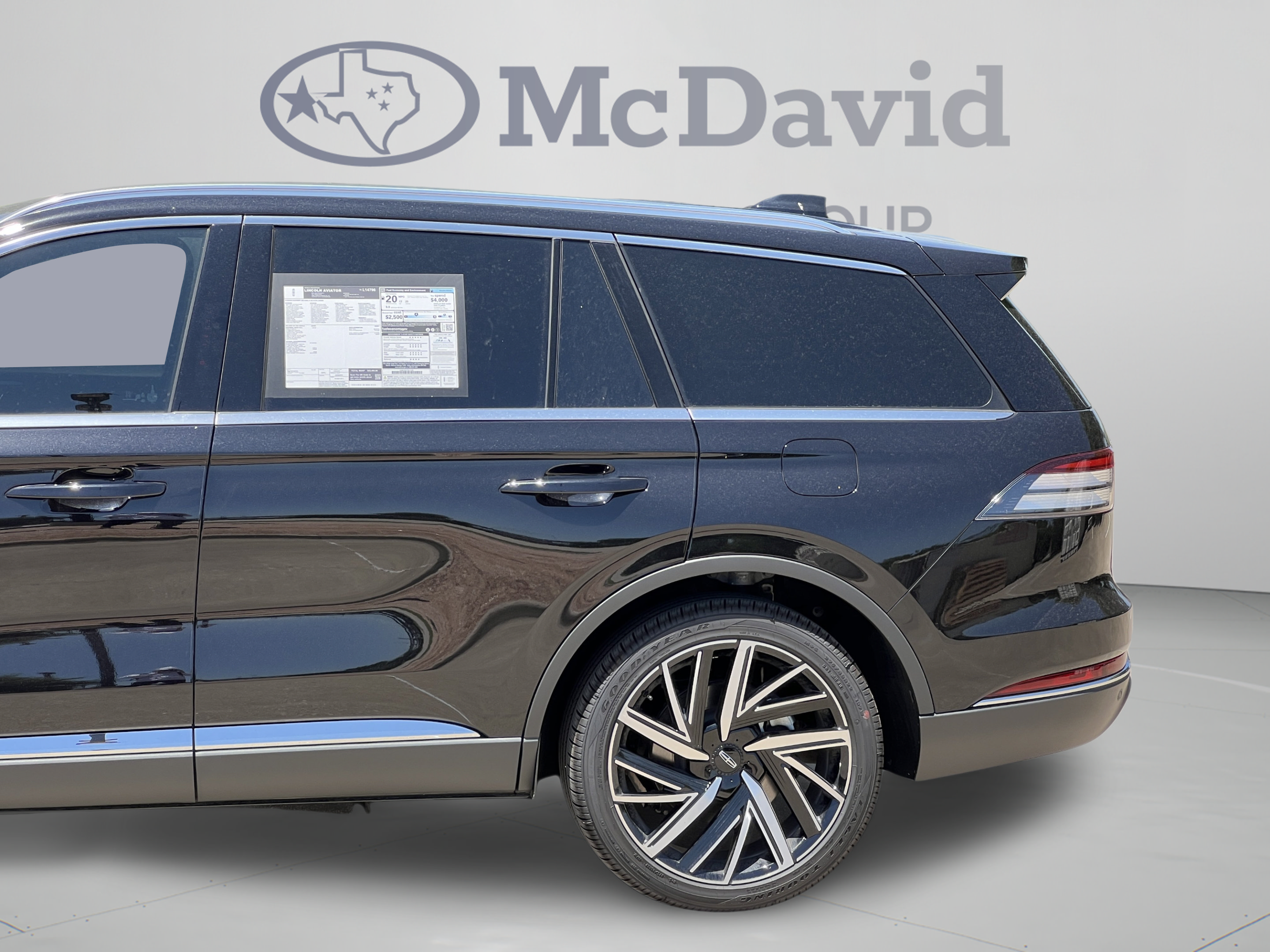 New 2026 Lincoln Aviator Reserve AWD/4WD image 31