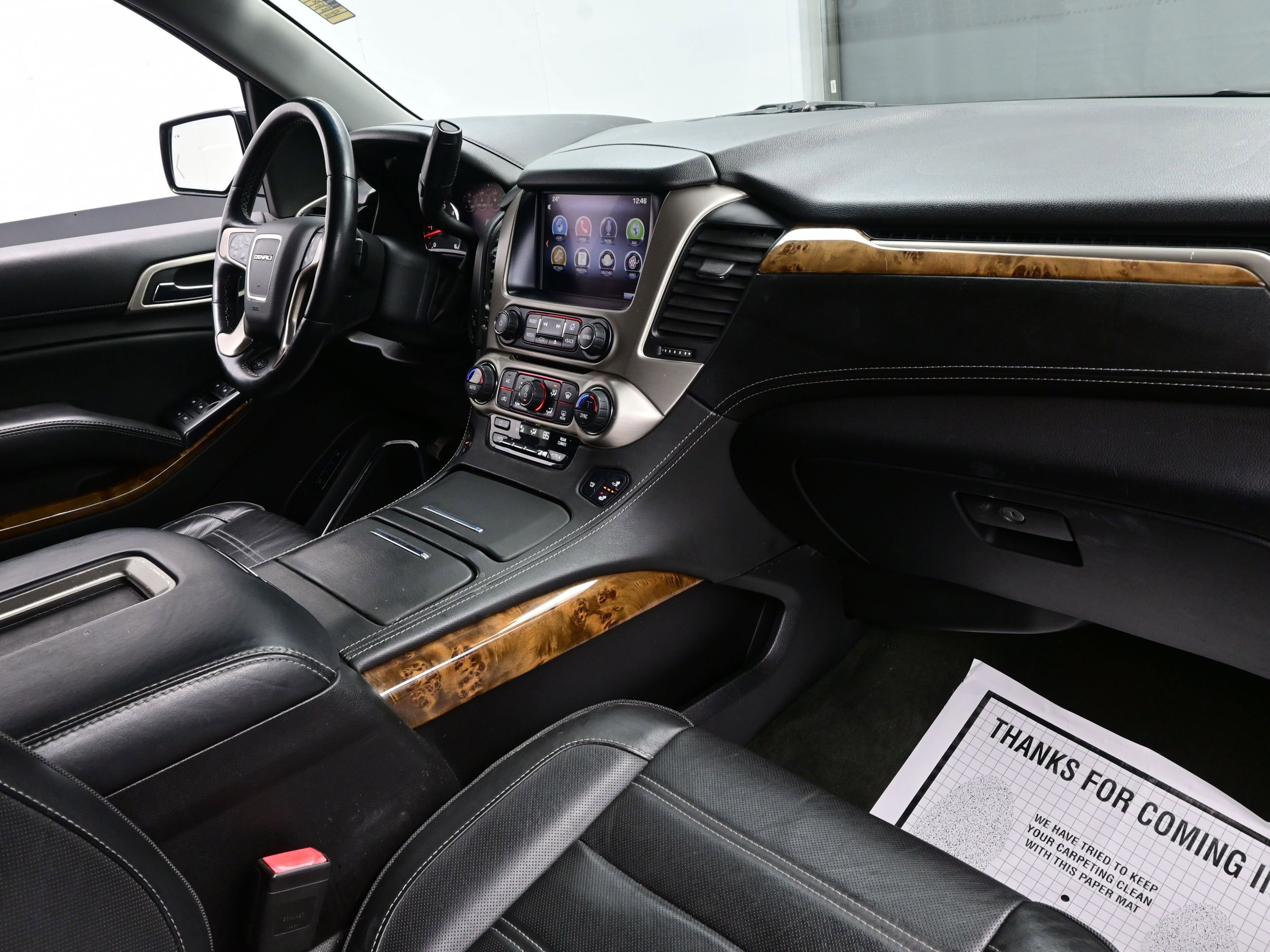 Used 2015 GMC Yukon Denali w/ Touring Package image 15