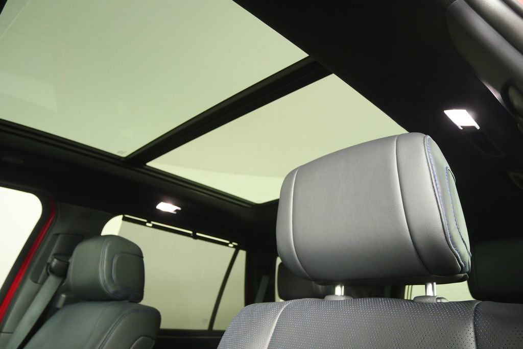 Used 2025 Toyota Sequoia Platinum image 12