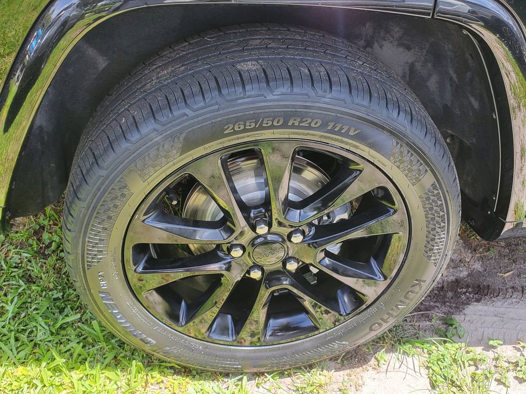 Used 2020 Jeep Grand Cherokee Altitude image 5