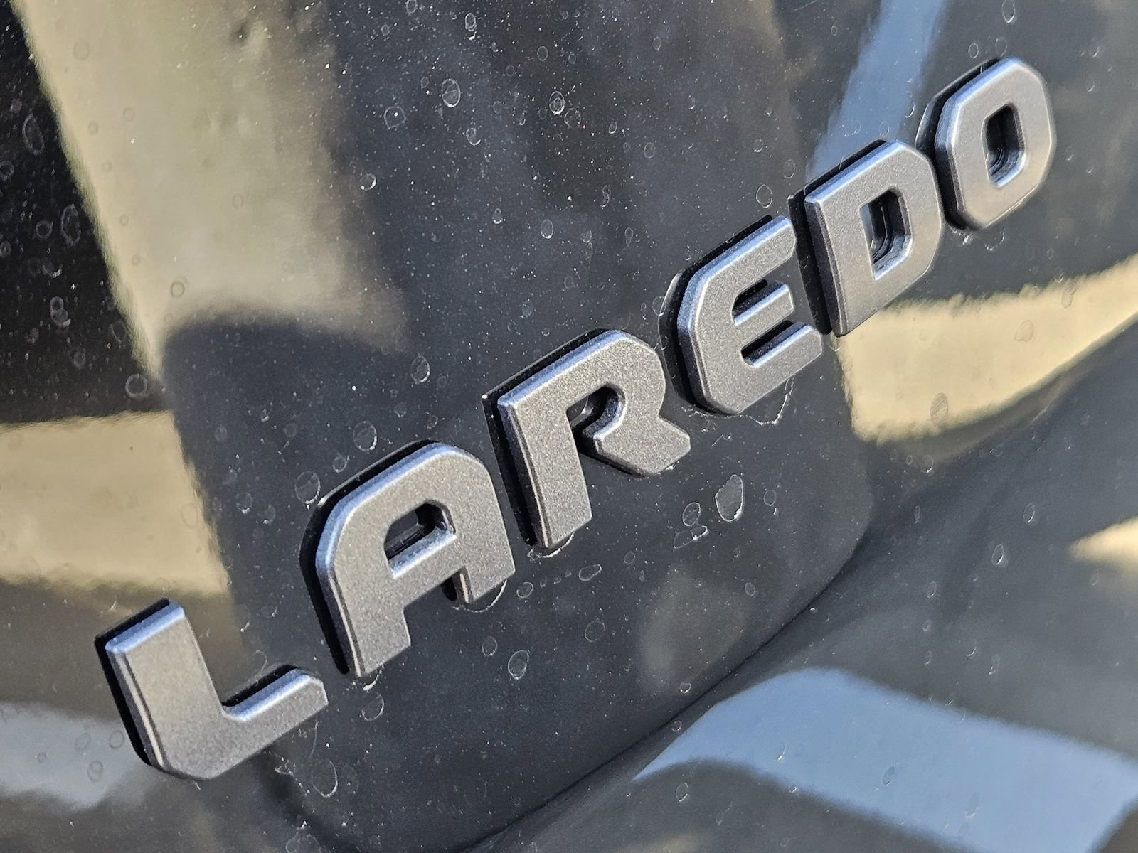 New 2026 Jeep Cherokee Laredo image 13