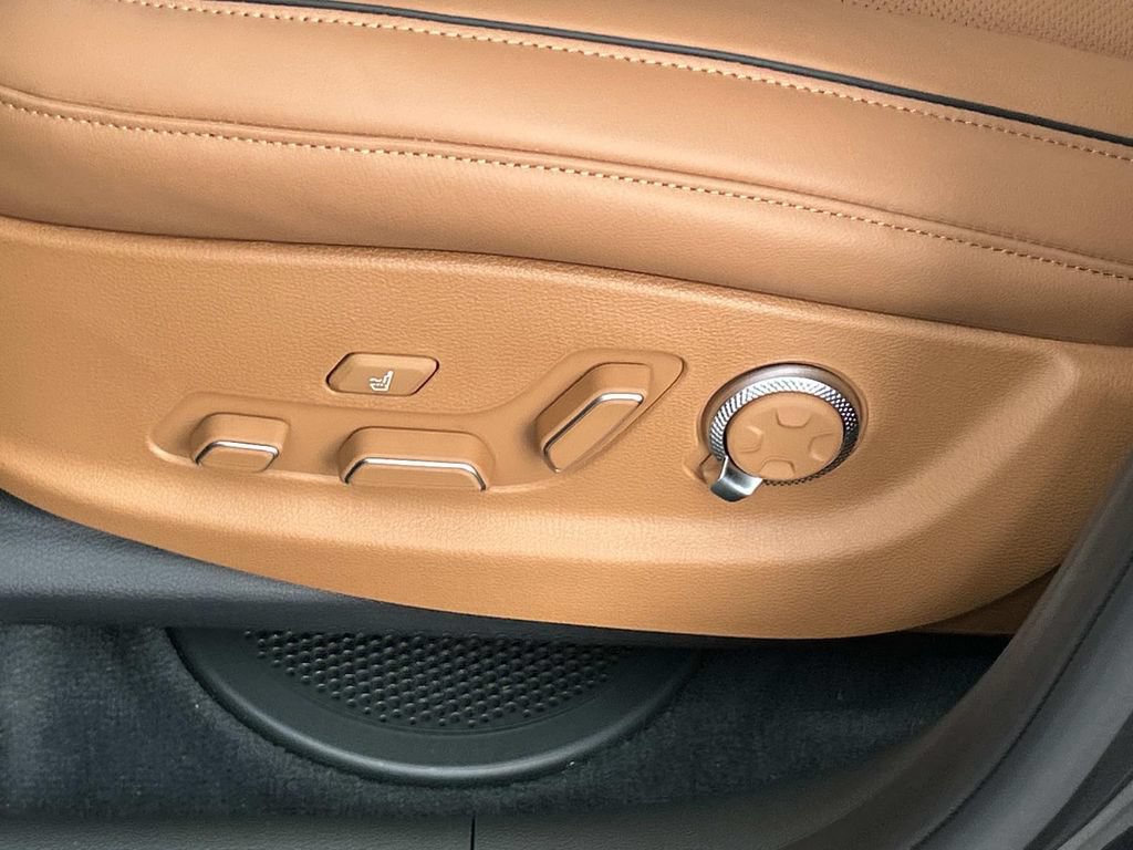 New 2026 Genesis GV80 2.5T Prestige AWD/4WD image 17