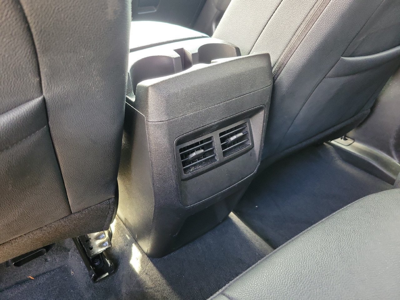 Used 2023 Chevrolet Colorado Trail Boss w/ Technology Package AWD/4WD image 10