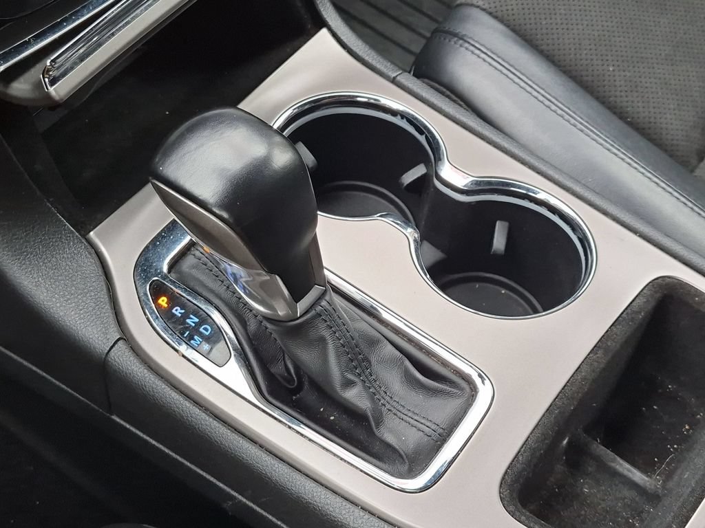 Used 2021 Jeep Grand Cherokee Laredo X AWD/4WD image 16