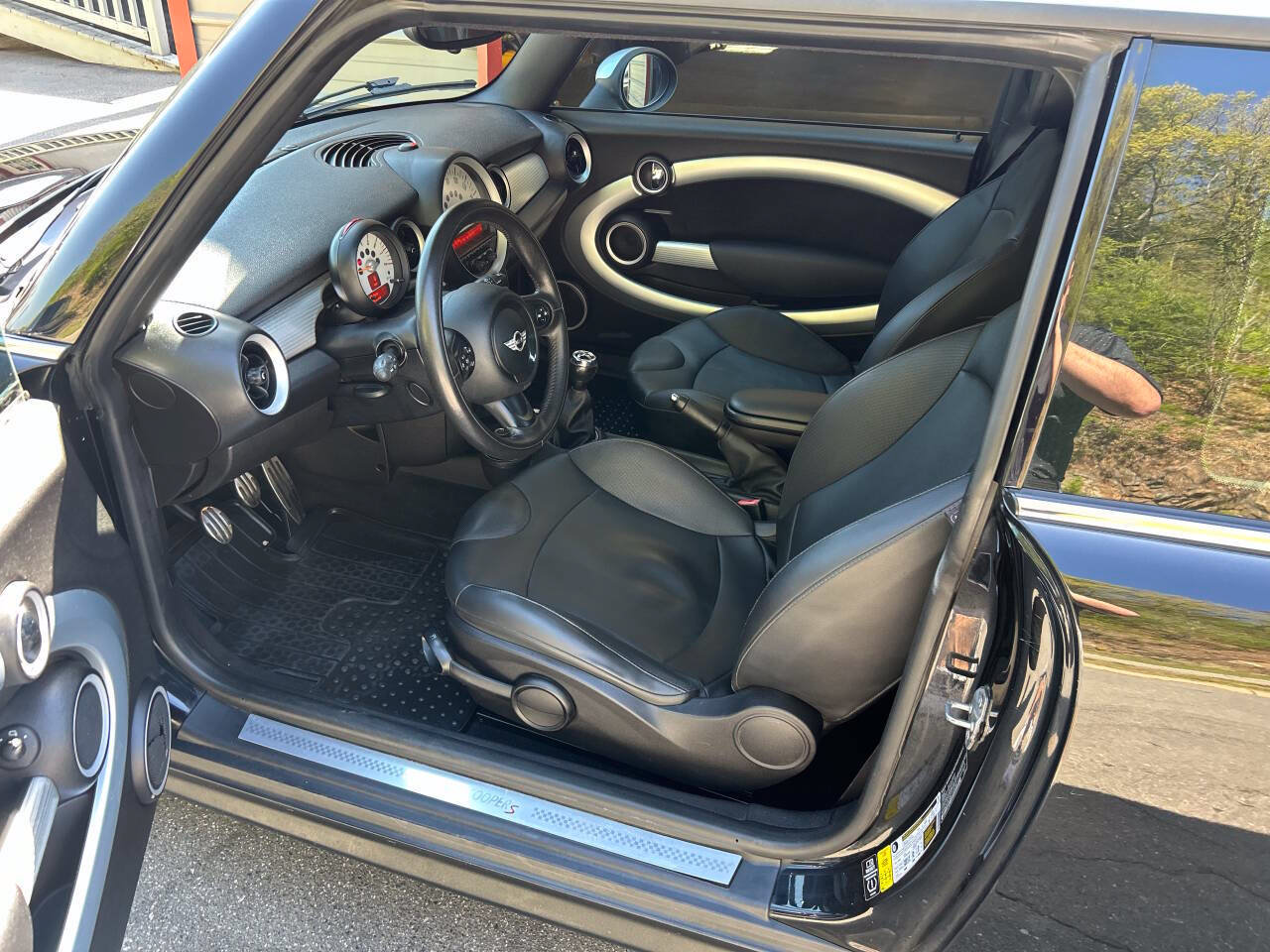Used 2014 MINI Cooper Clubman S FWD image 19