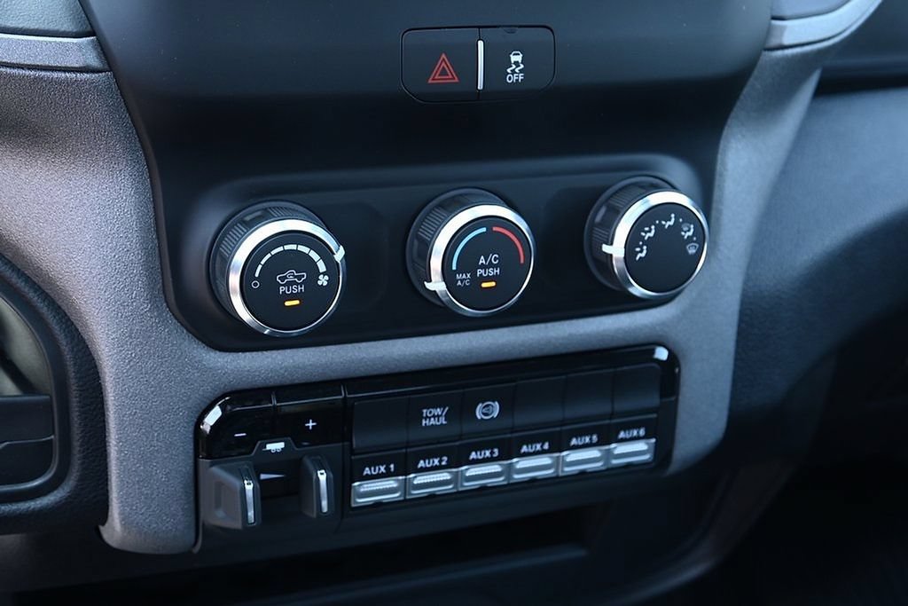 New 2024 RAM 5500 Tradesman RWD image 10