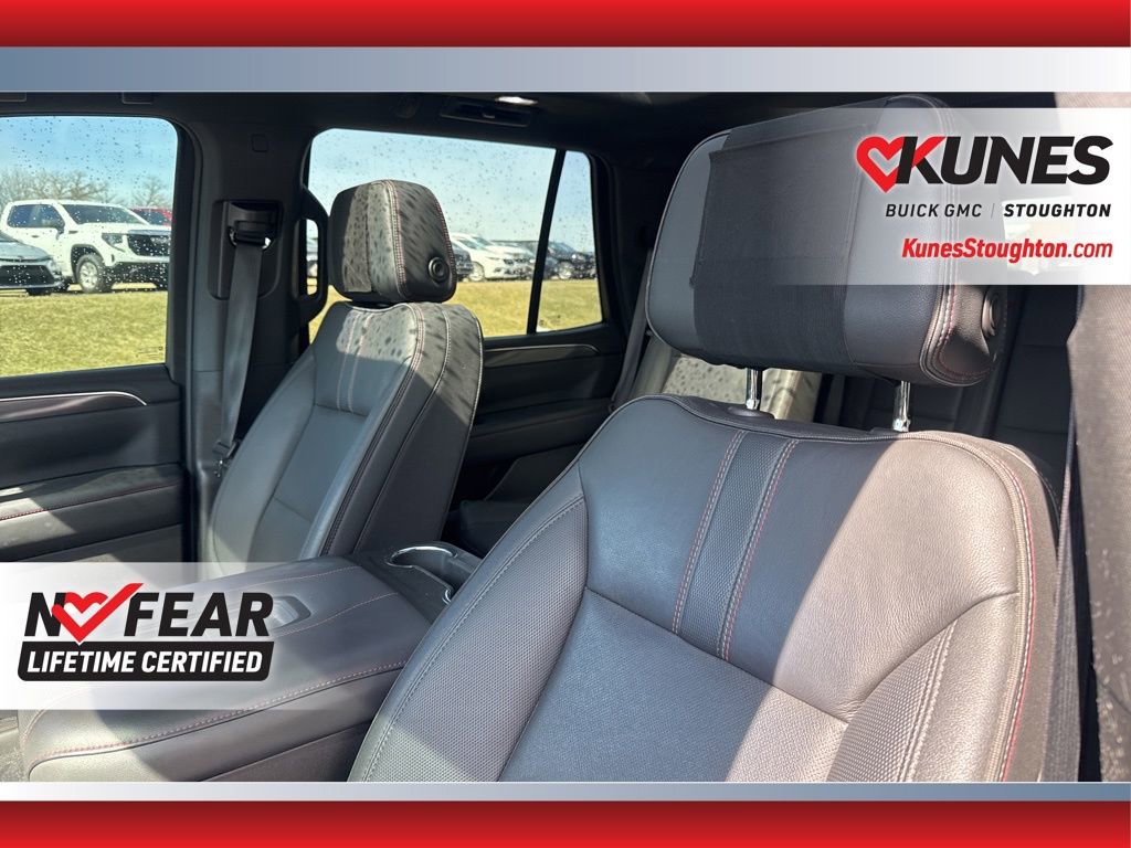 Used 2023 Chevrolet Tahoe RST w/ Luxury Package AWD/4WD image 28