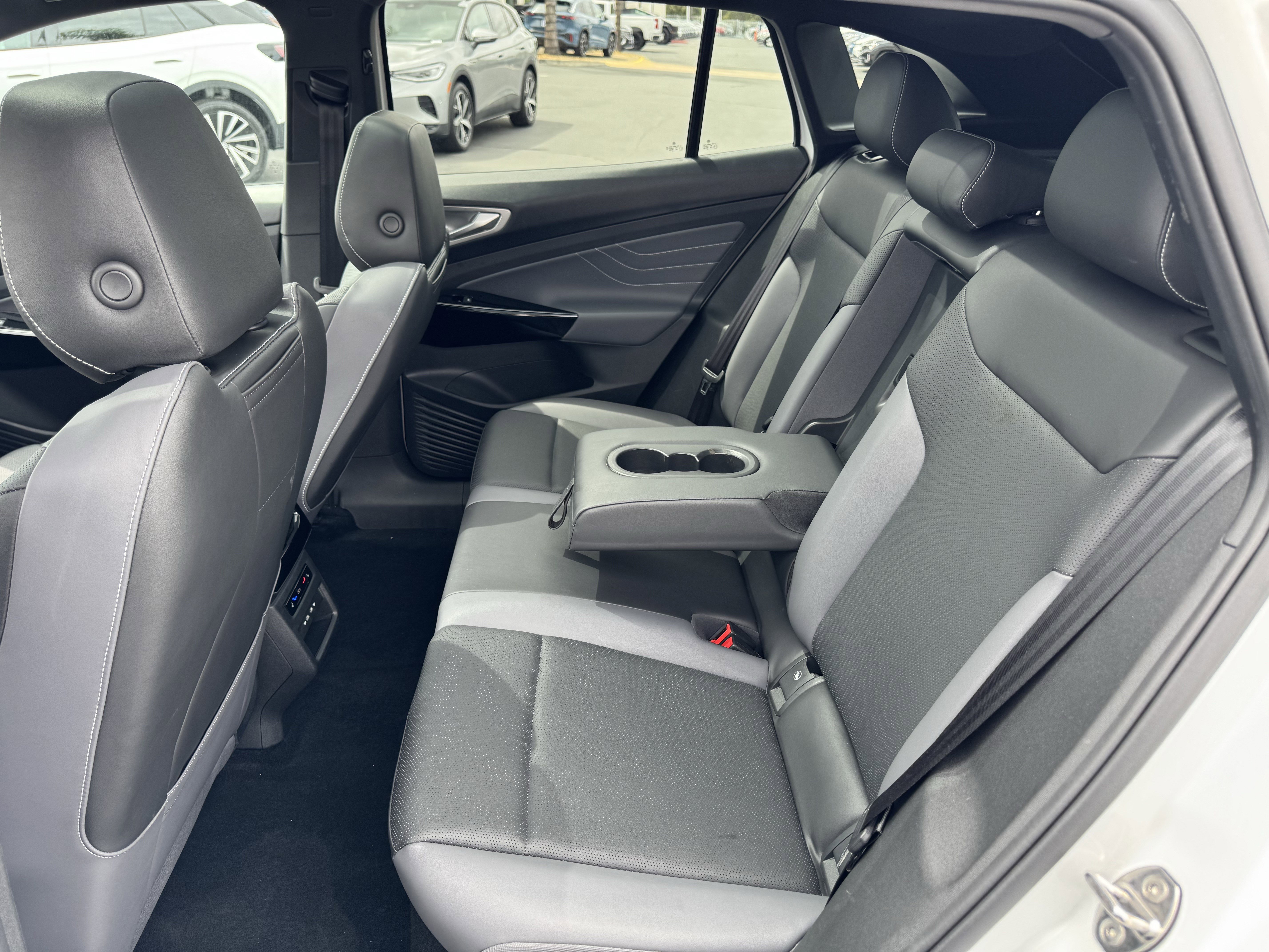 Certified 2023 Volkswagen ID.4 Pro S Plus AWD/4WD image 33