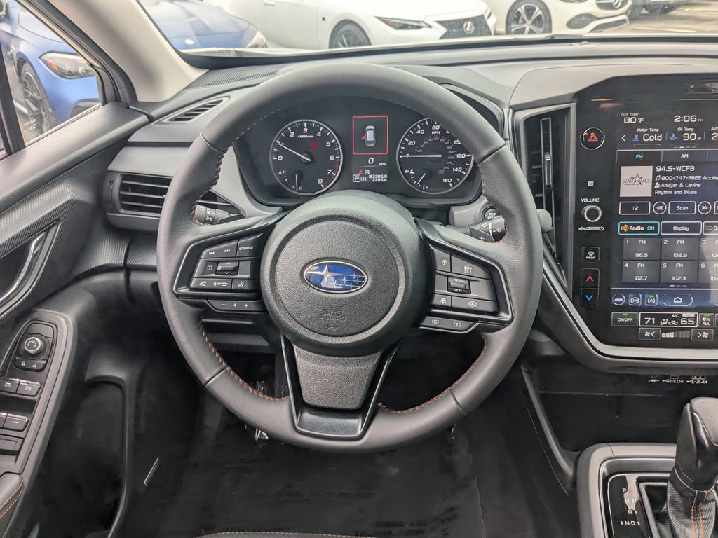 Used 2025 Subaru Crosstrek 2.5i Limited AWD/4WD image 3