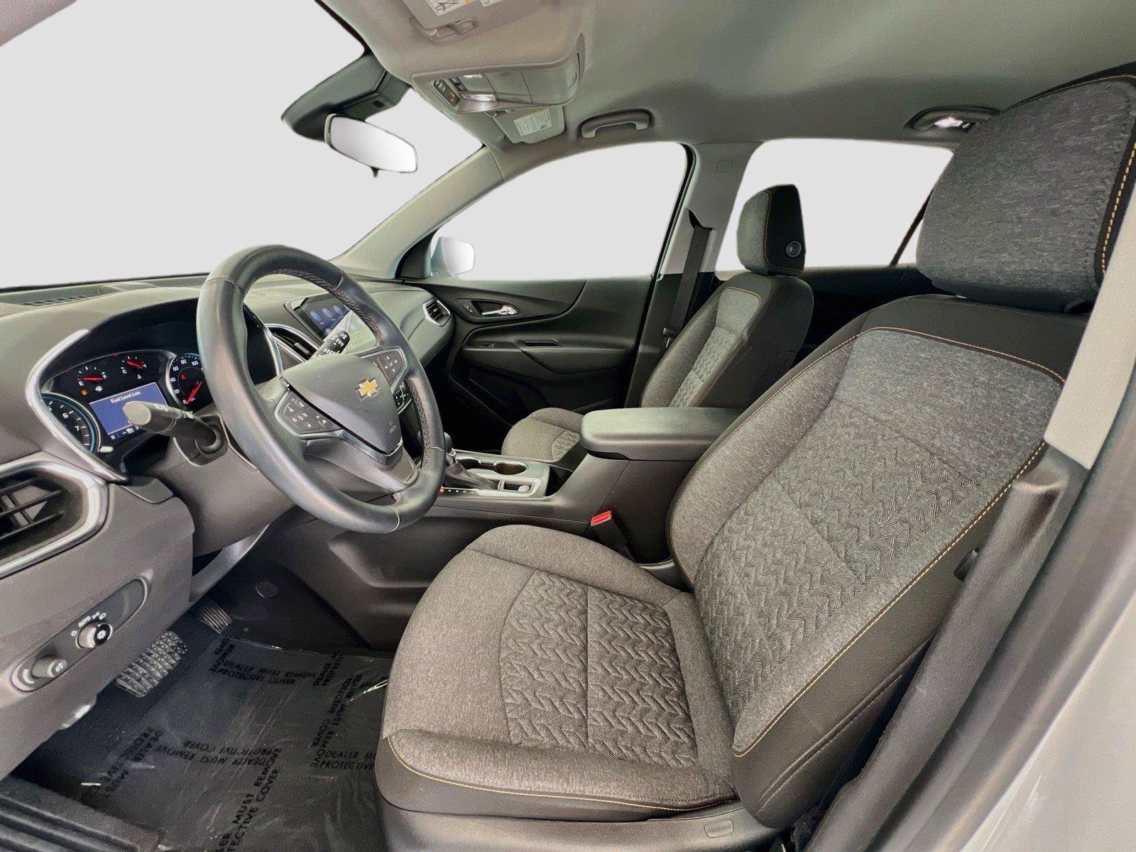 Used 2024 Chevrolet Equinox LT AWD/4WD image 5