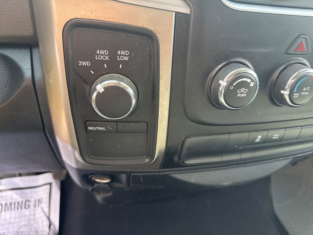 Used 2013 RAM 1500 Classic SLT w/ Premium Display Pkg image 19