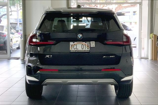 Used 2026 BMW X1 xDrive28i AWD/4WD image 4