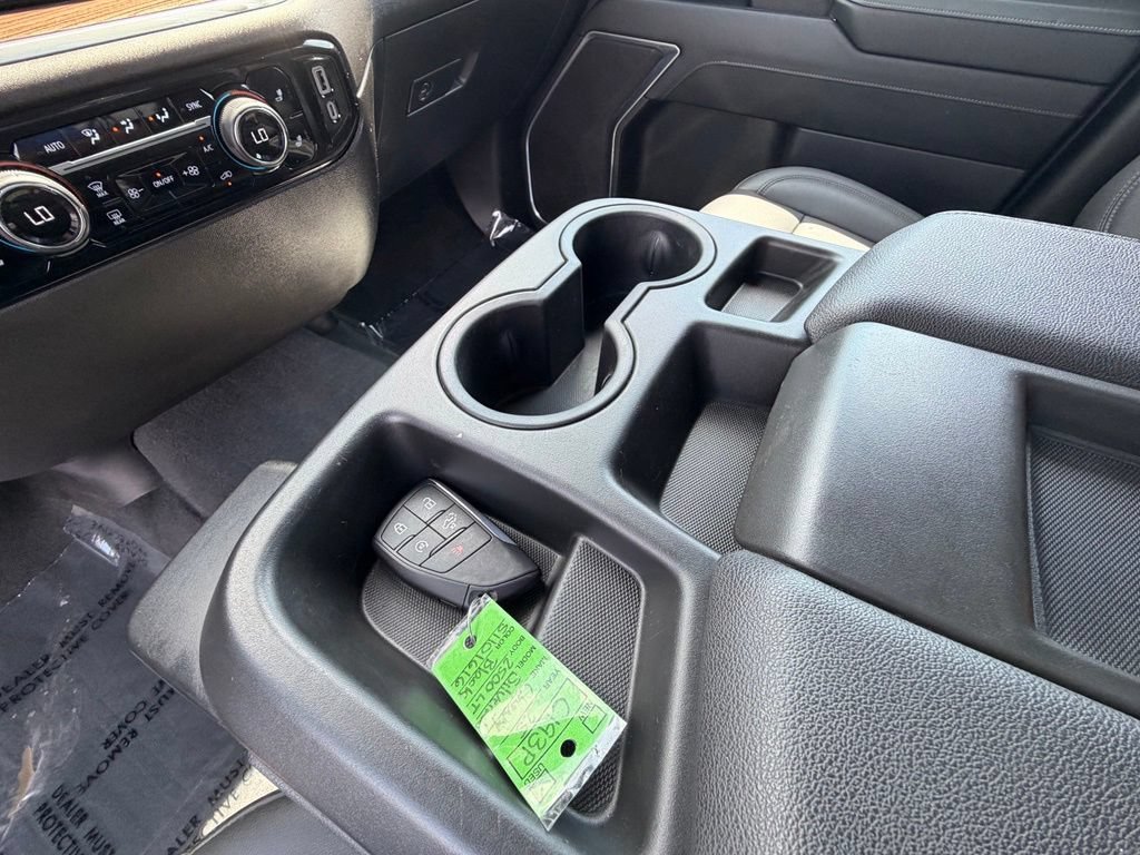 Used 2025 Chevrolet Silverado 2500 LT w/ All Star Edition AWD/4WD image 19