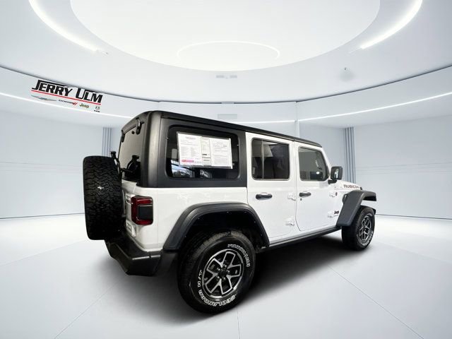 Used 2024 Jeep Wrangler Unlimited Rubicon image 3