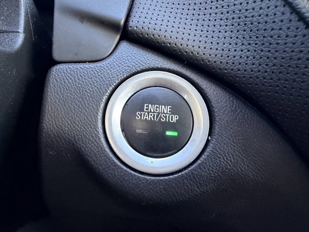 Used 2020 Chevrolet Equinox Premier image 29