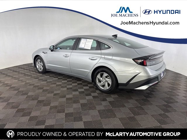Certified 2025 Hyundai Sonata SE image 9