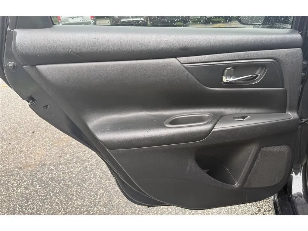Used 2017 Nissan Altima 2.5 S FWD image 28