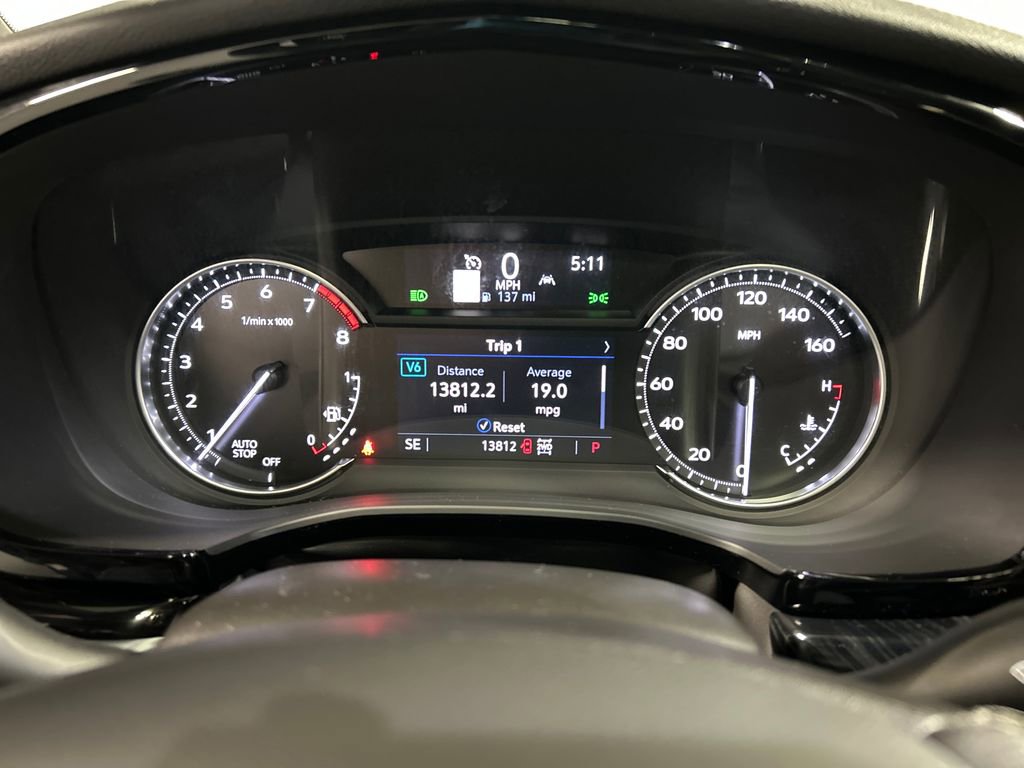 Used 2024 Cadillac XT6 Premium Luxury AWD/4WD image 16