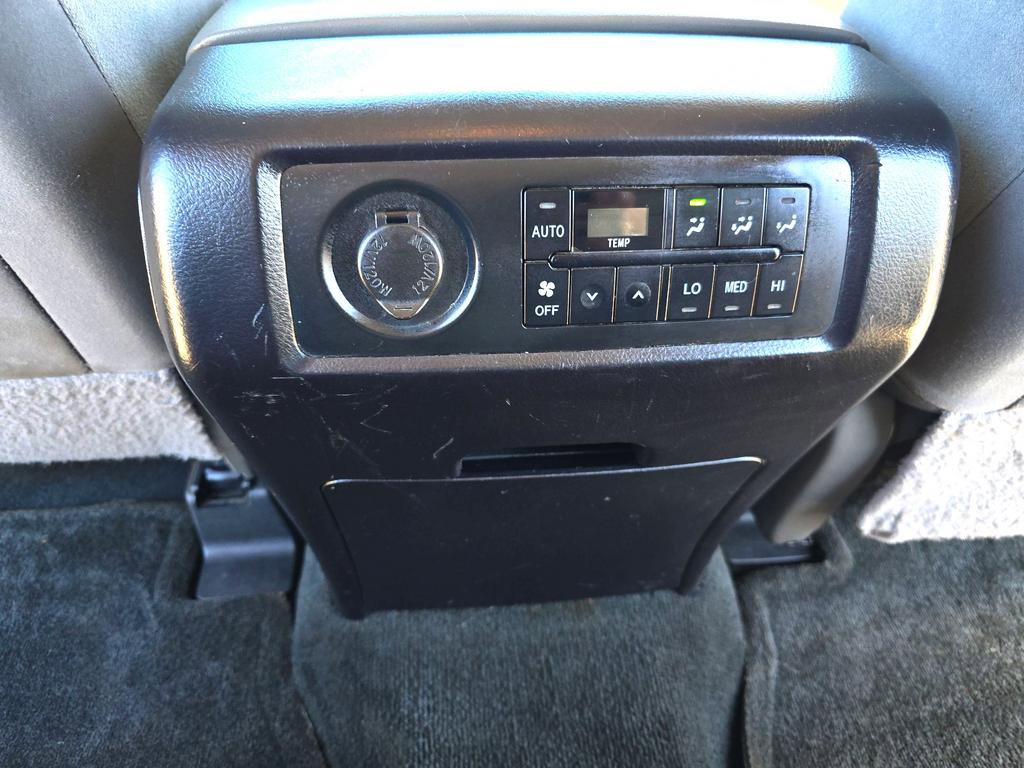 Used 2018 Toyota Sequoia SR5 w/ Carpet Mat Package AWD/4WD image 24