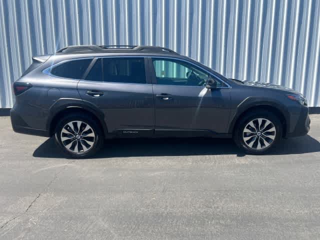Certified 2024 Subaru Outback Limited AWD/4WD image 7