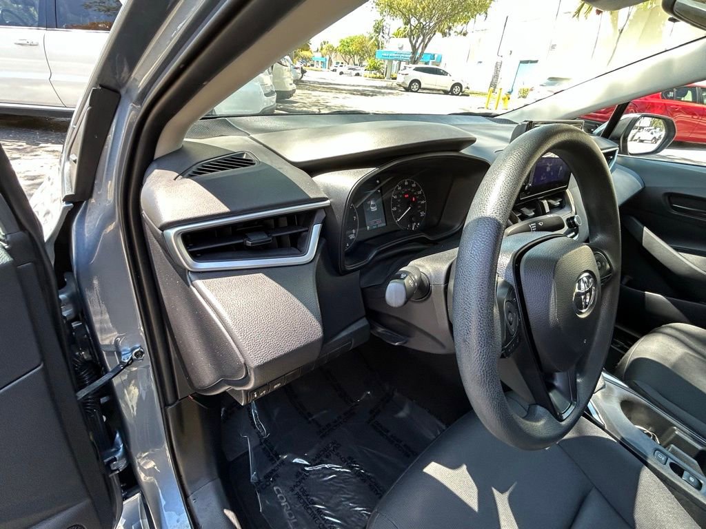 Used 2024 Toyota Corolla LE image 16
