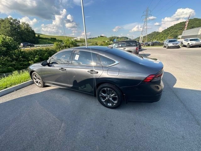 Used 2023 Honda Accord EX image 27