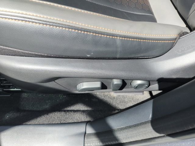 Used 2024 Subaru Crosstrek 2.5i Limited AWD/4WD image 29