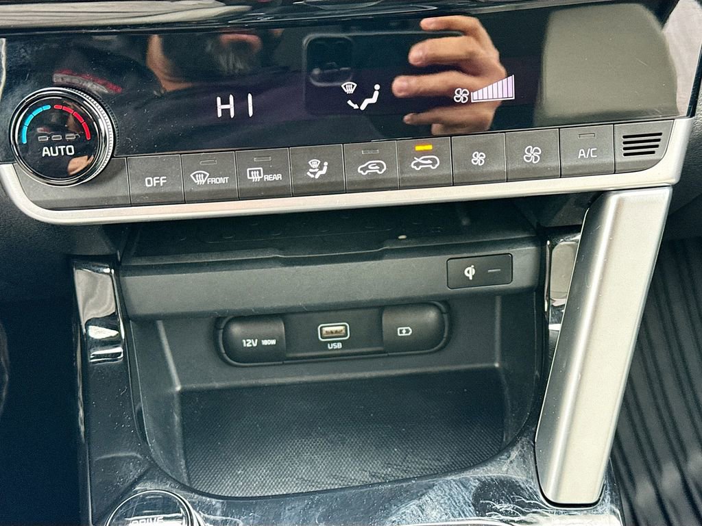 Used 2023 Kia Seltos EX image 16