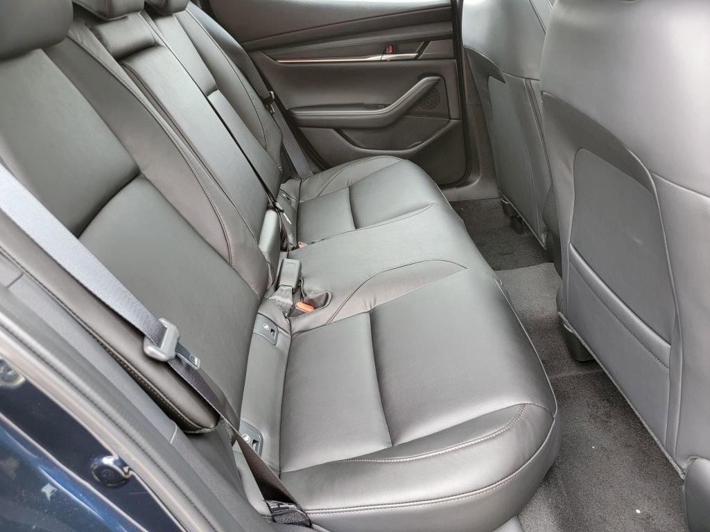Used 2023 MAZDA MAZDA3 s image 9