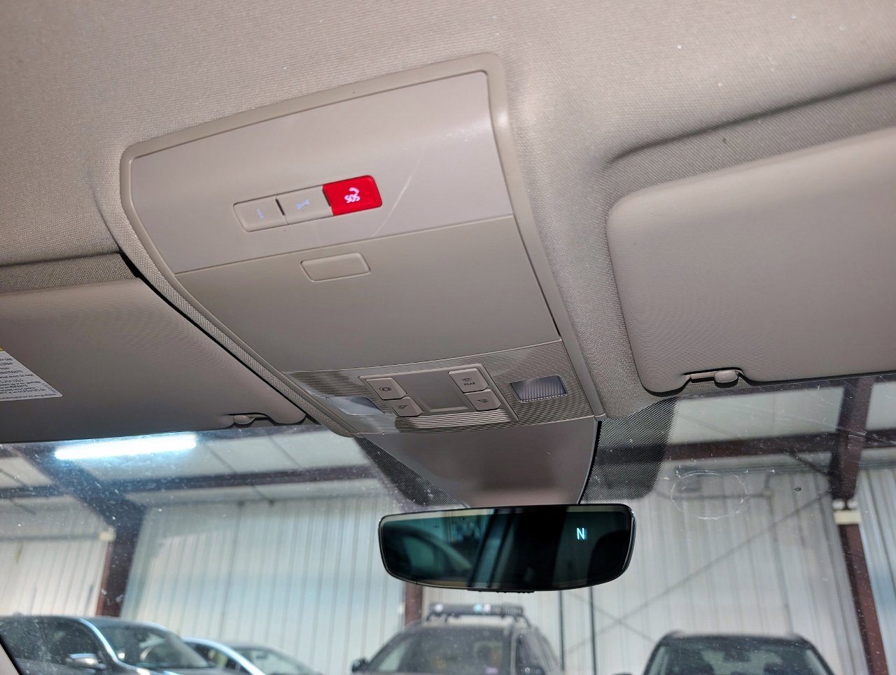 Used 2018 Volkswagen Atlas SE image 40