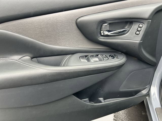 Used 2024 Nissan Murano SL image 11