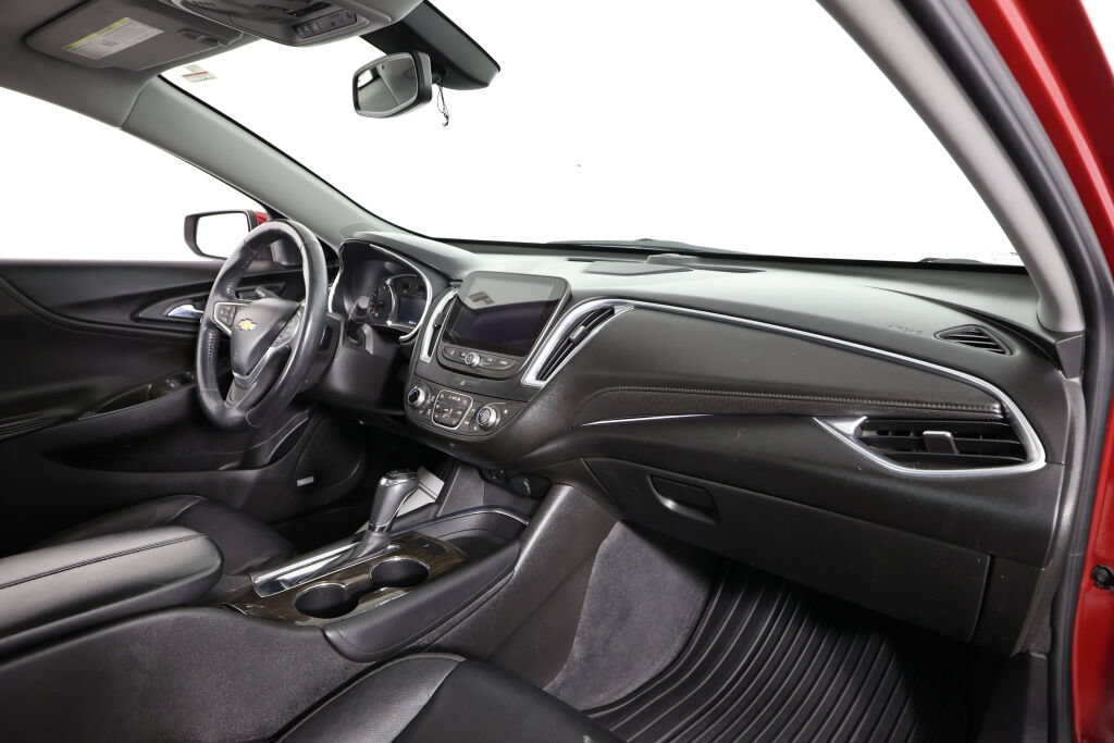 Used 2016 Chevrolet Malibu Premier FWD image 23