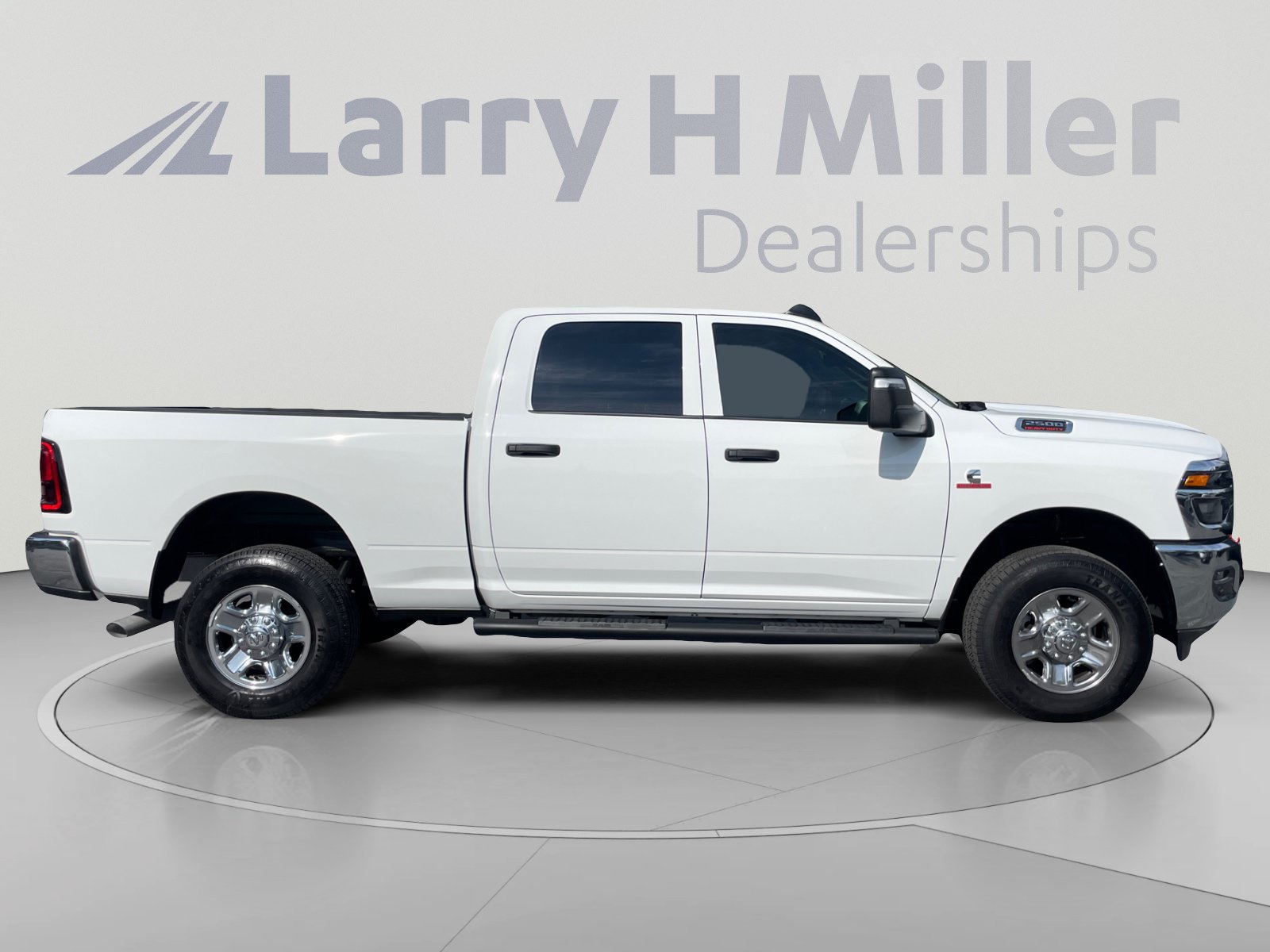 New 2026 RAM 2500 Tradesman AWD/4WD image 6