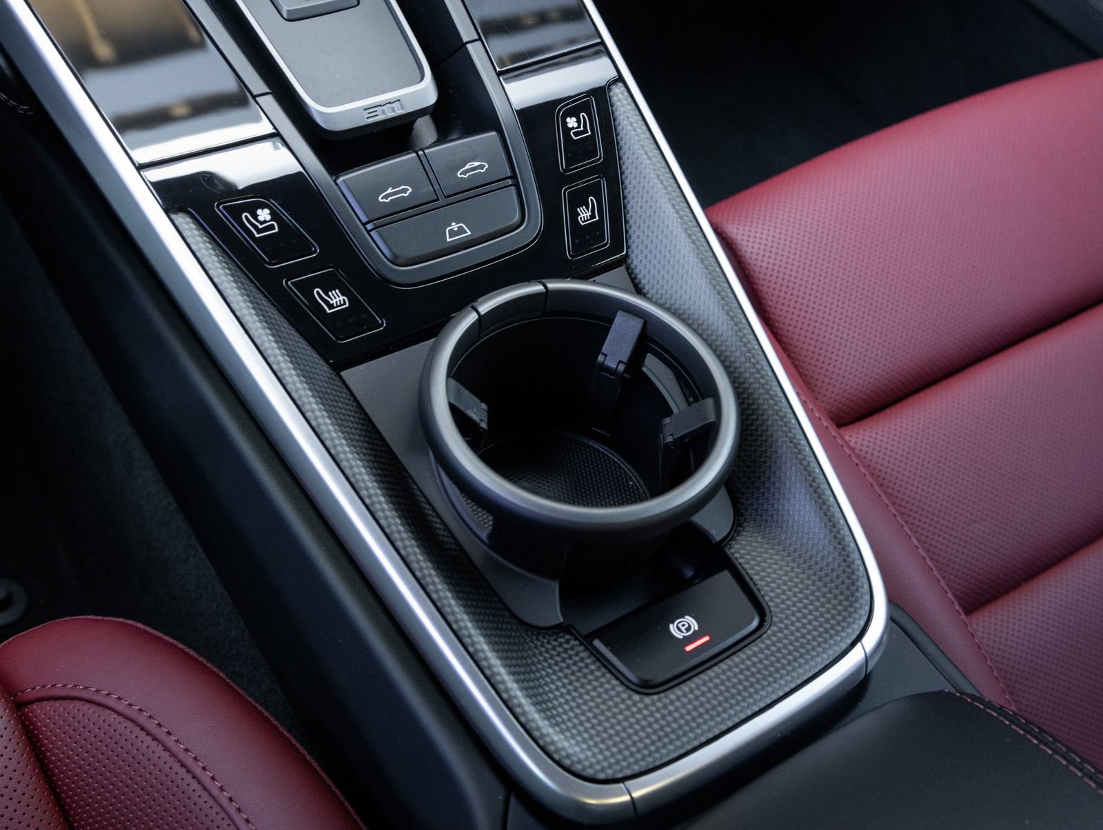 Certified 2025 Porsche 911 Turbo S AWD/4WD image 32