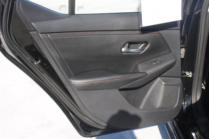 Used 2024 Nissan Sentra SR w/ SR Premium Package FWD image 12