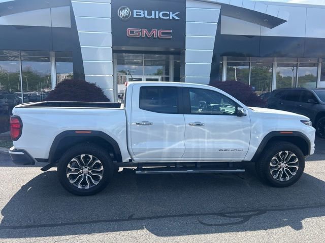 Used 2026 GMC Canyon Denali AWD/4WD image 2