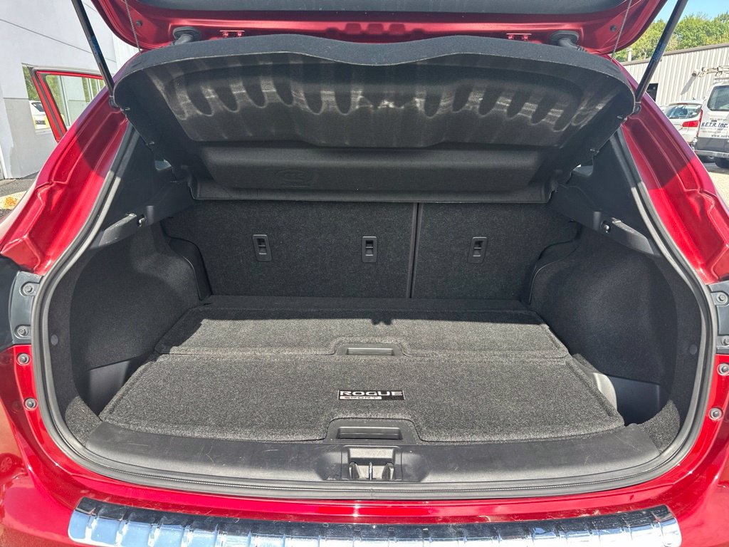 Used 2022 Nissan Rogue Sport SL w/ Premium Package AWD/4WD image 28