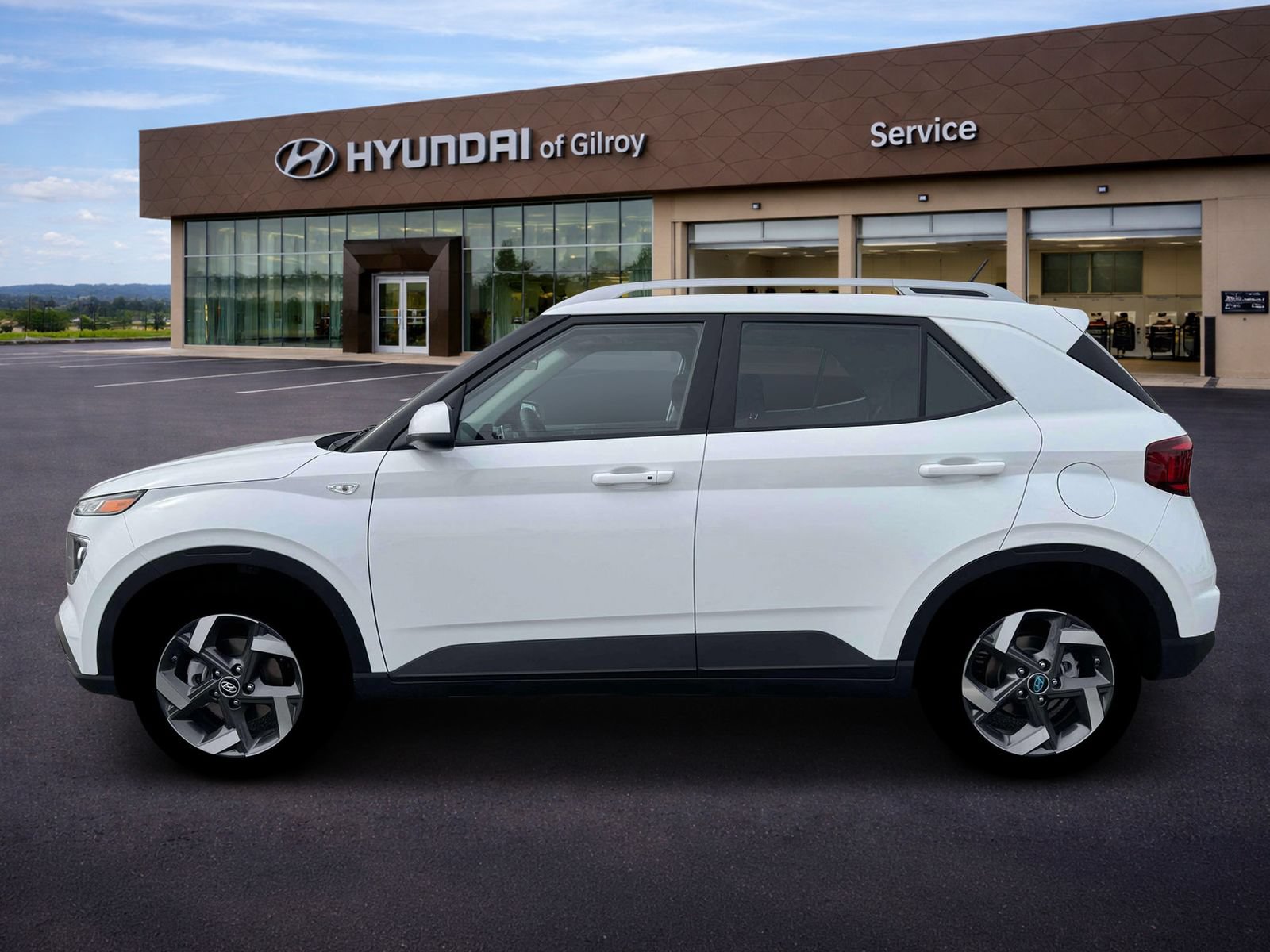 New 2026 Hyundai Venue SEL FWD image 3