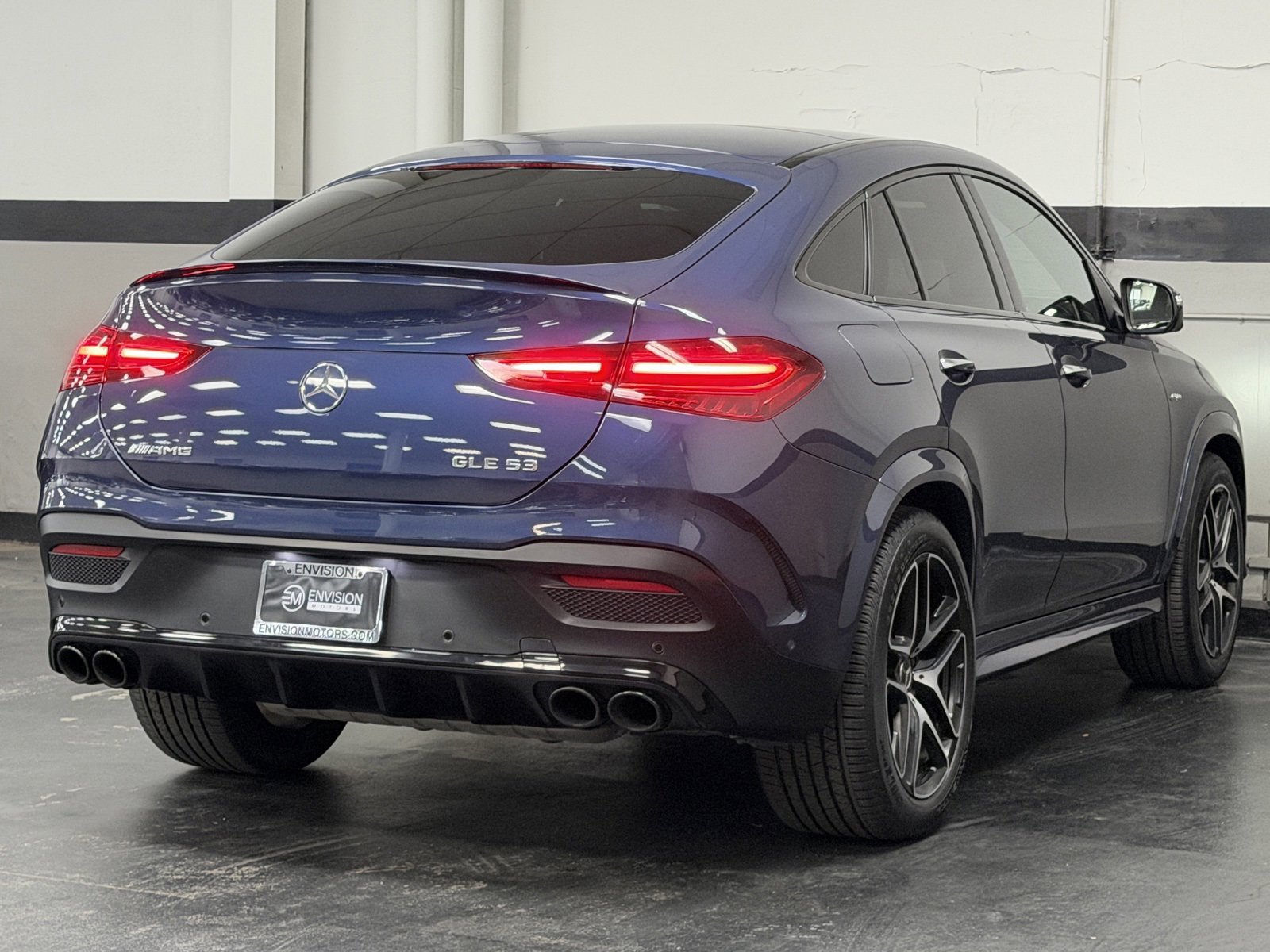 Used 2024 Mercedes-Benz GLE 53 AMG 4MATIC Coupe image 11