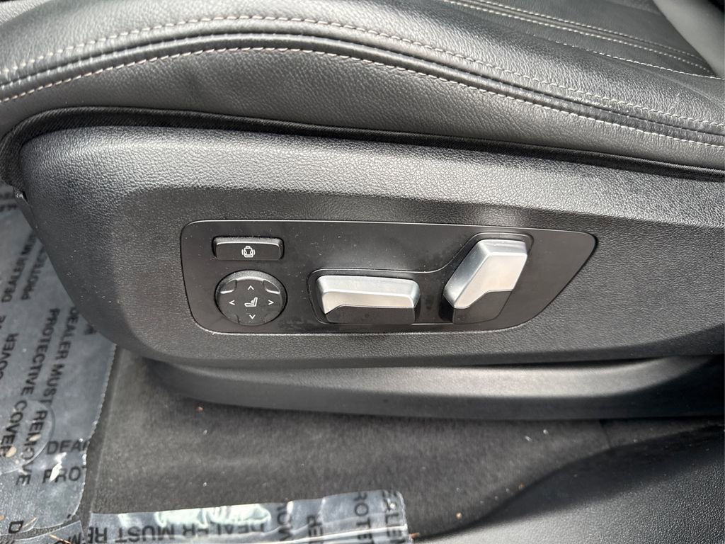 Used 2022 BMW X5 xDrive40i w/ Climate Comfort Package image 43