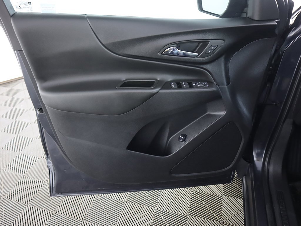 Used 2023 Chevrolet Equinox LT image 21