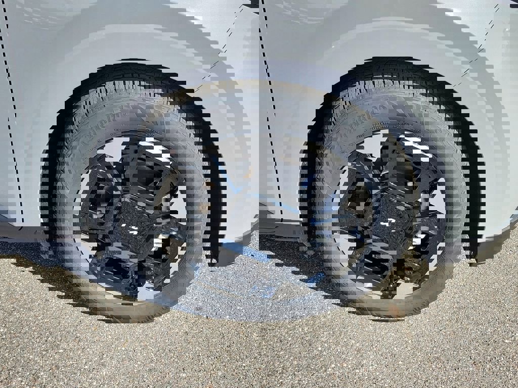 New 2026 Kia Carnival EX FWD image 41