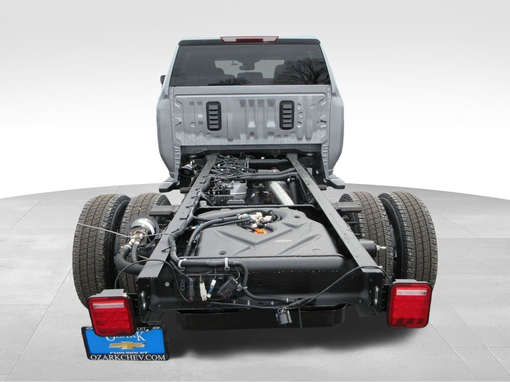 New 2026 Chevrolet Silverado 3500 LT w/ Convenience Package image 4