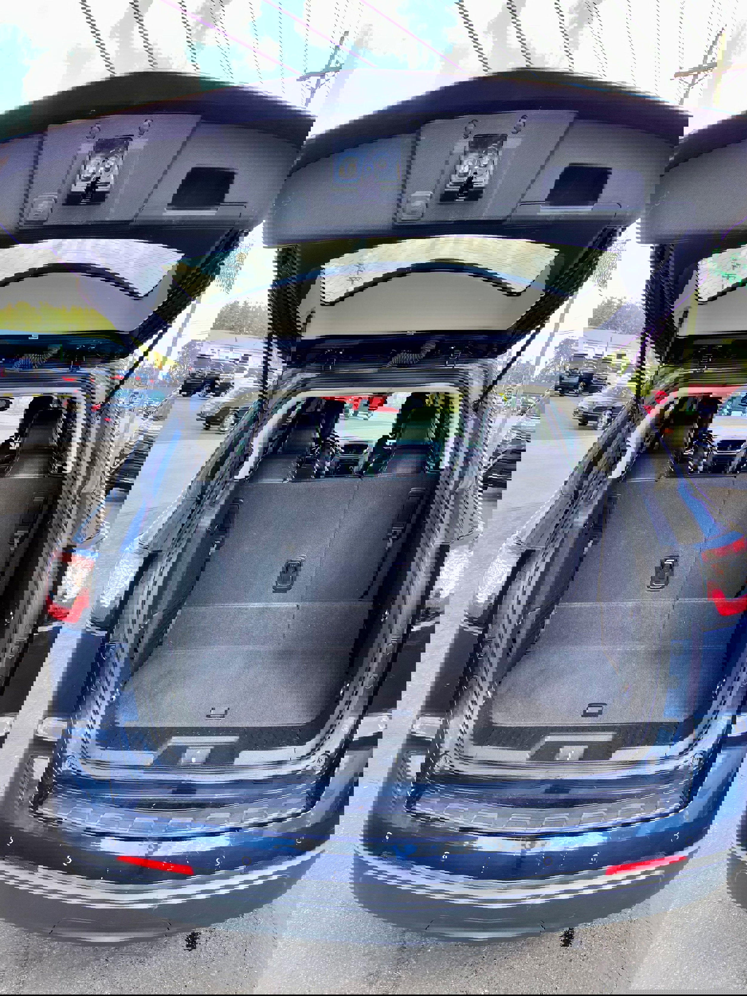 Used 2017 Chevrolet Traverse LT image 18