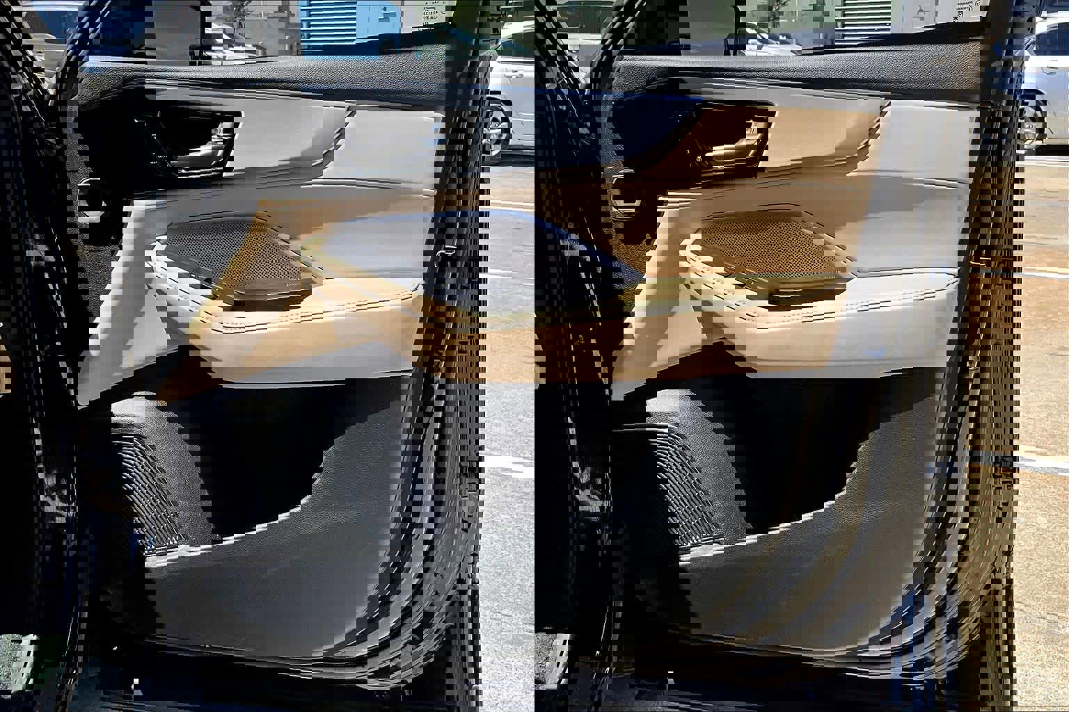 Used 2025 Acura MDX FWD w/ Technology Package image 23