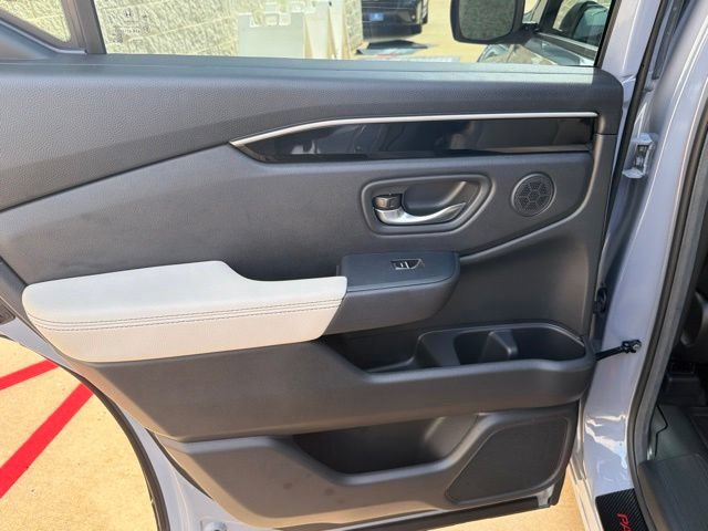 Certified 2026 Honda Passport RTL image 15