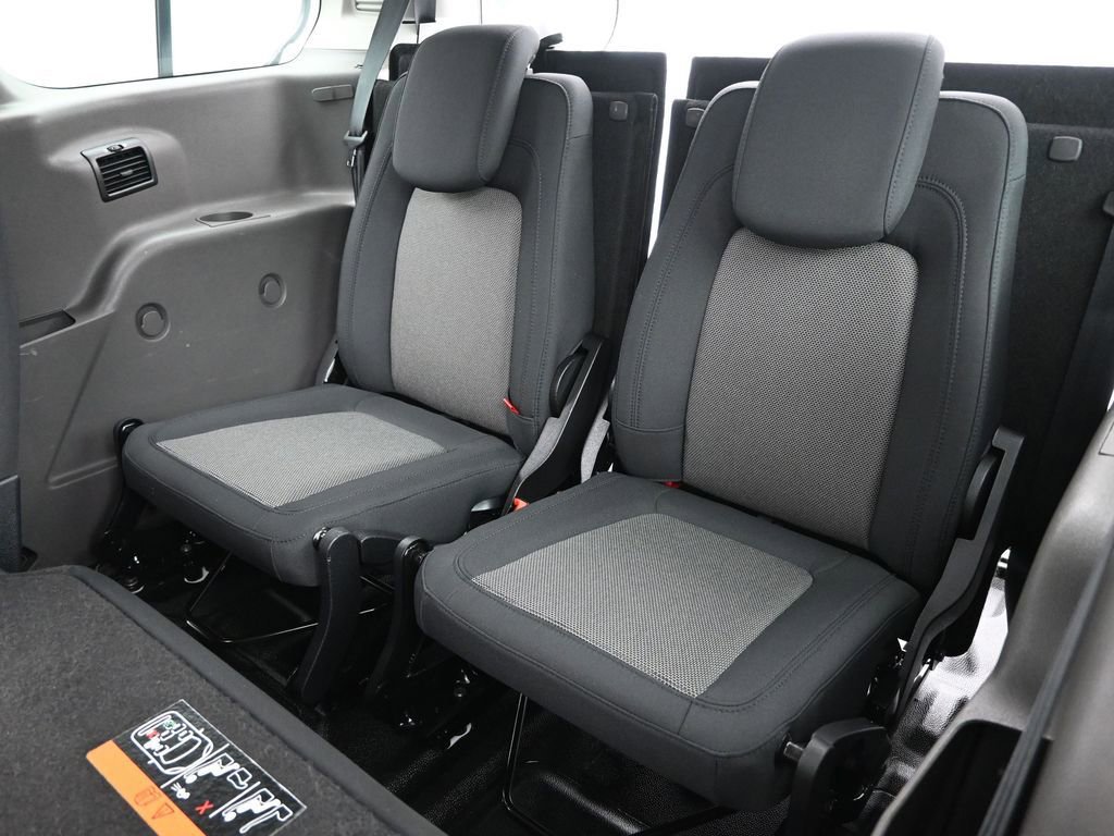 Certified 2022 Ford Transit Connect XL image 18
